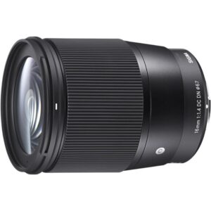 picture of camera lens to use for photo and video shoots